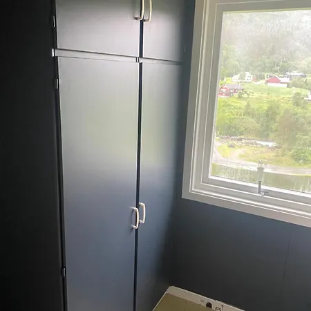 Tiritoppen Apartamento Loen